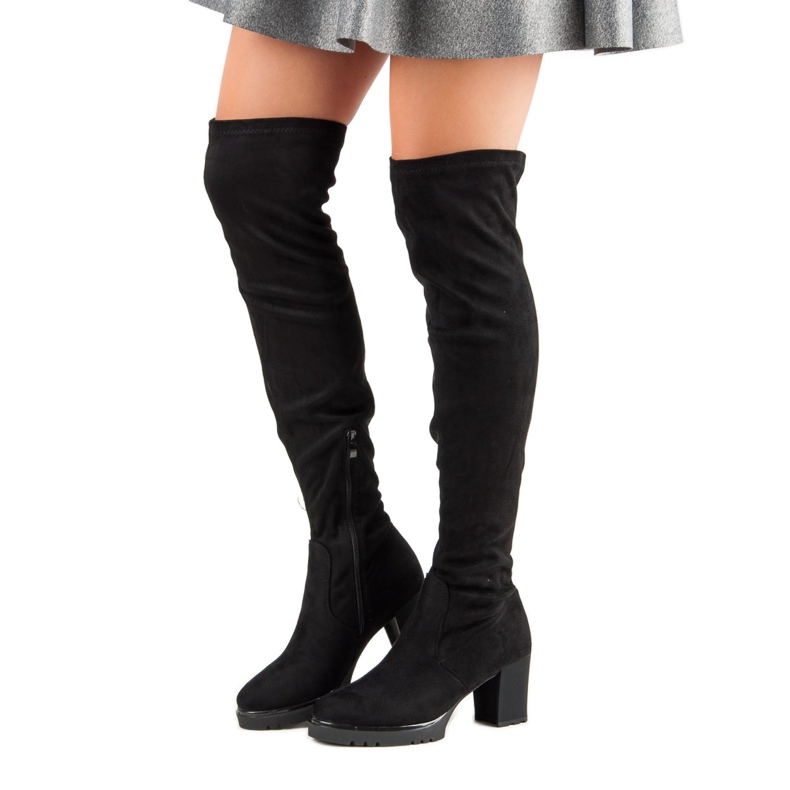 Mokkanahkaiset saappaat musta 1