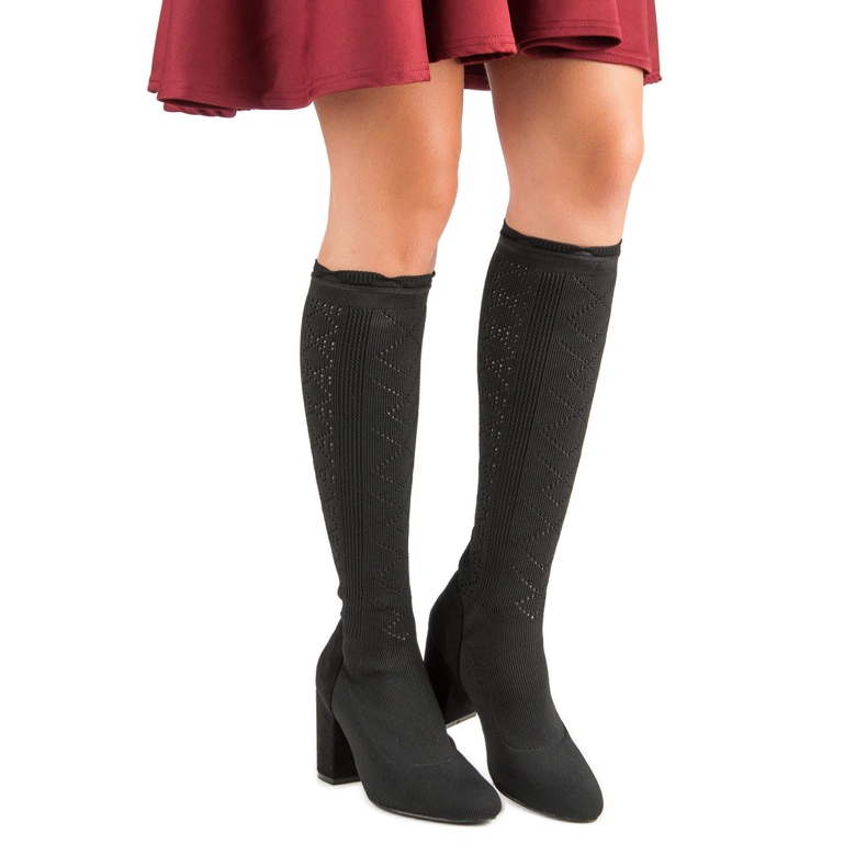 Avoimet saappaat postissa musta 2