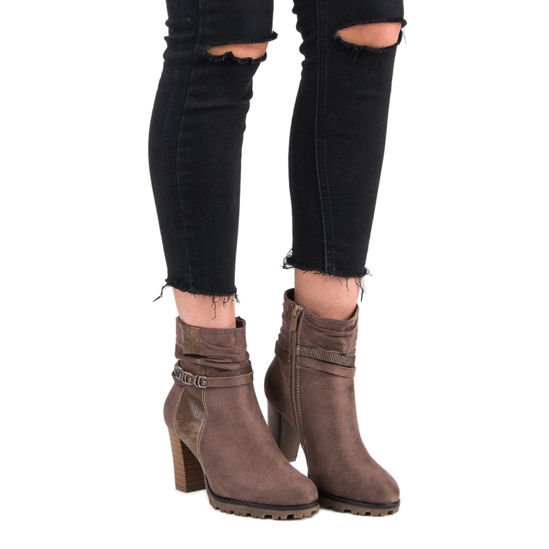 Super Mode Tyylikkäät saappaat postauksessa ruskea 1