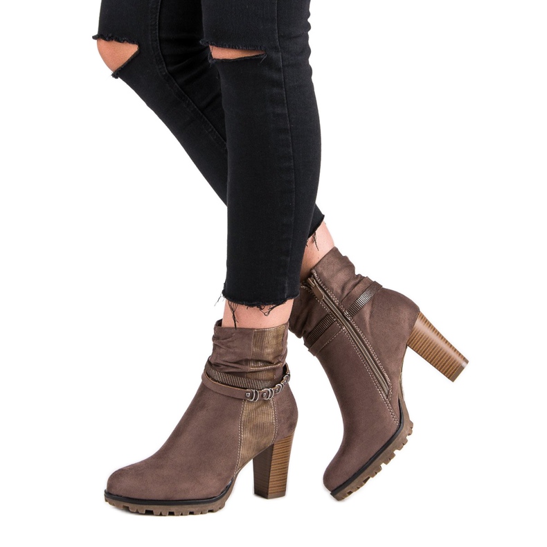 Super Mode Tyylikkäät saappaat postauksessa ruskea 2