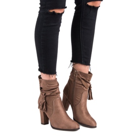 Super Mode Tyylikkäät saappaat postauksessa ruskea 1