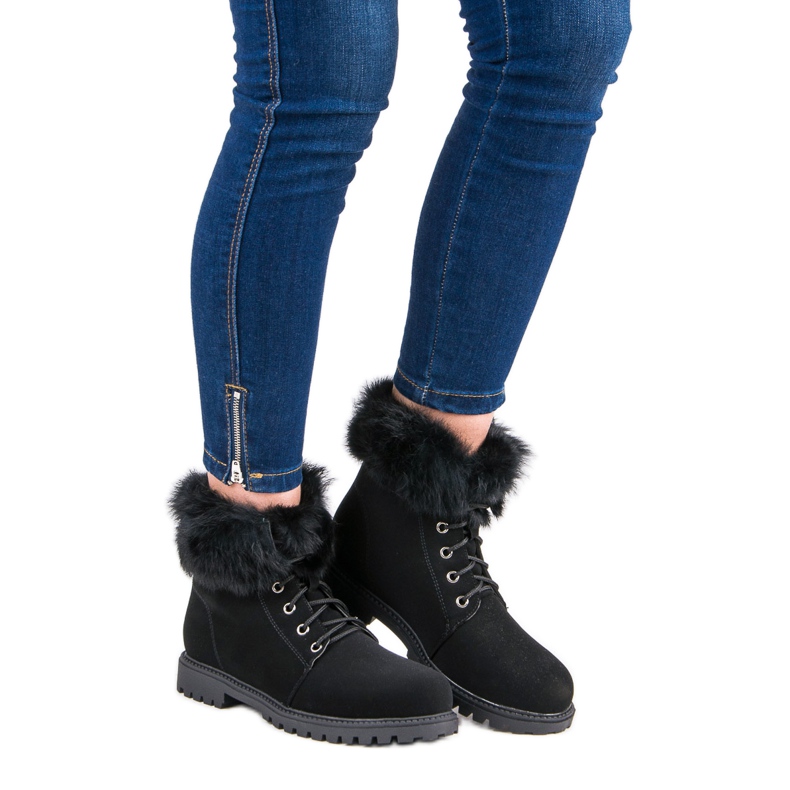 Nio Nio Mustat ankkurit turkista 1