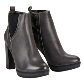 Erynn Seksikkäät harmaat saappaat 2