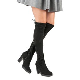 Cm Paris Mokkanaiset muskettisoturit pylväässä musta 1