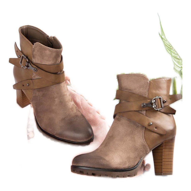 Super Mode Tyylikkäät saappaat postauksessa ruskea 1