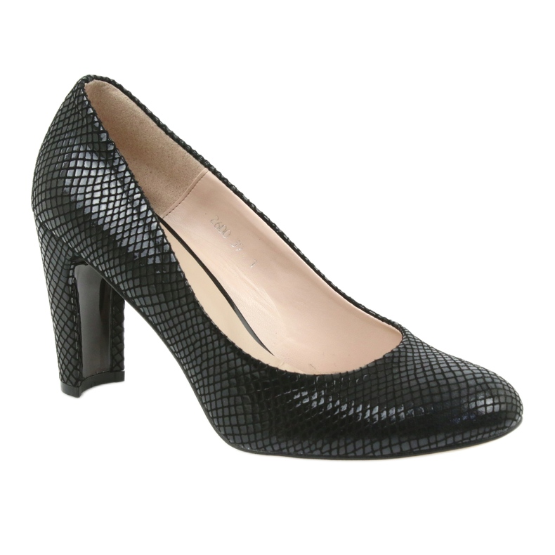 Musta Sagan 2600 pumppu 1