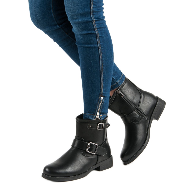 Mustia työntekijöitä musta 2