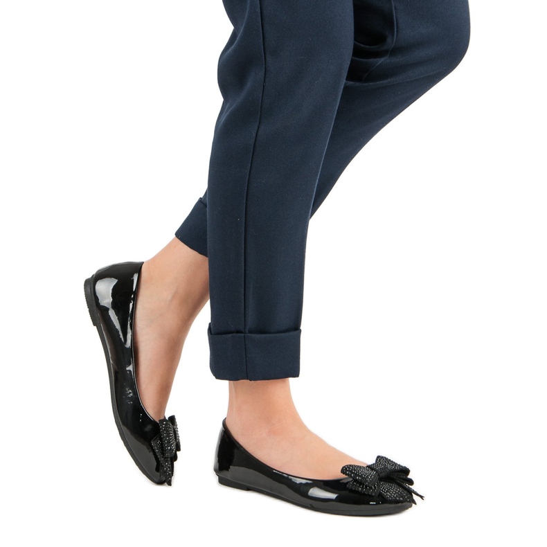 Comer Ballerina jousella musta 1