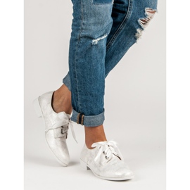 Juliet Sidottuja veljeksiä valkoinen harmaa 2