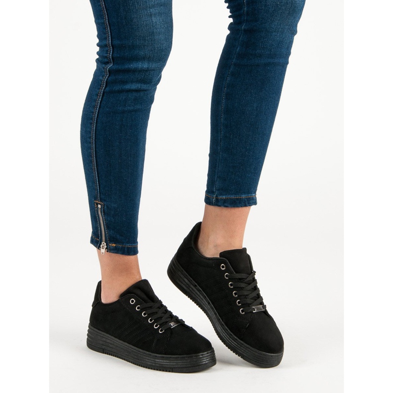 Tennarit MCKEYLOR -alustalla musta 1