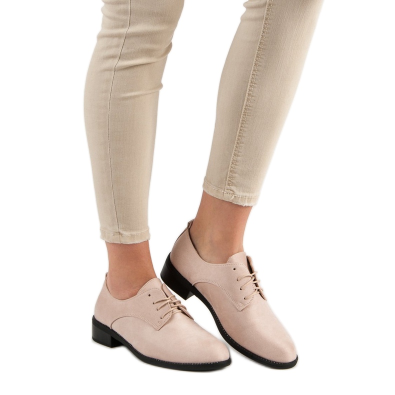 Marquiz Lace-up beige brogues 1