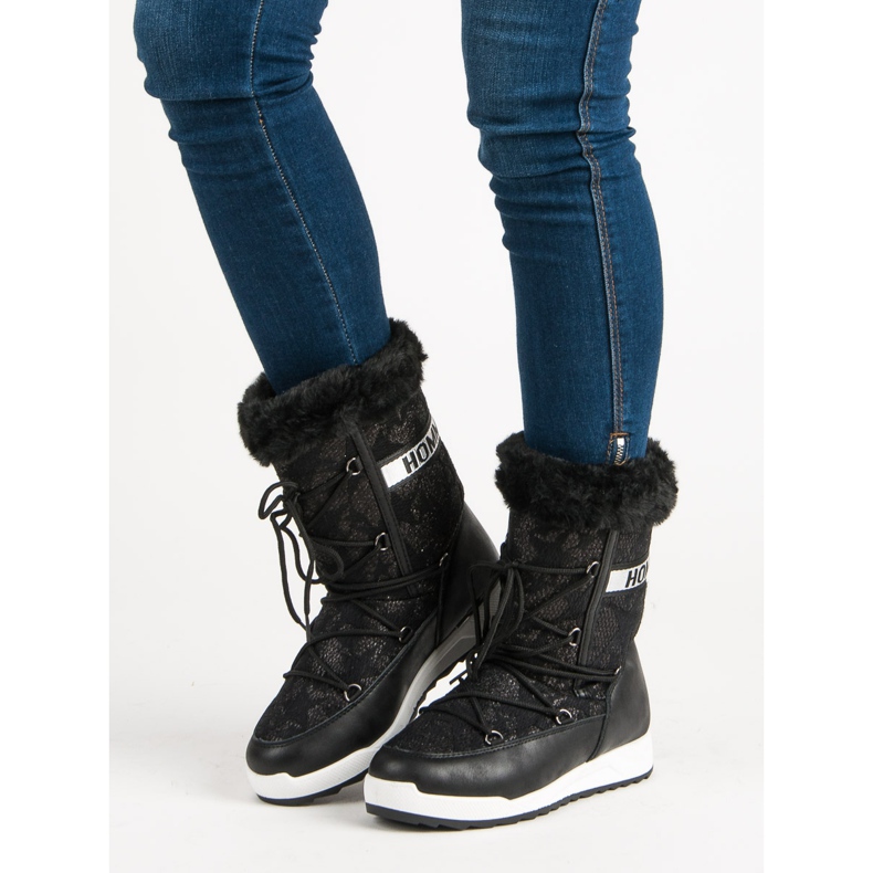 Korkea lumiset saappaat musta 1