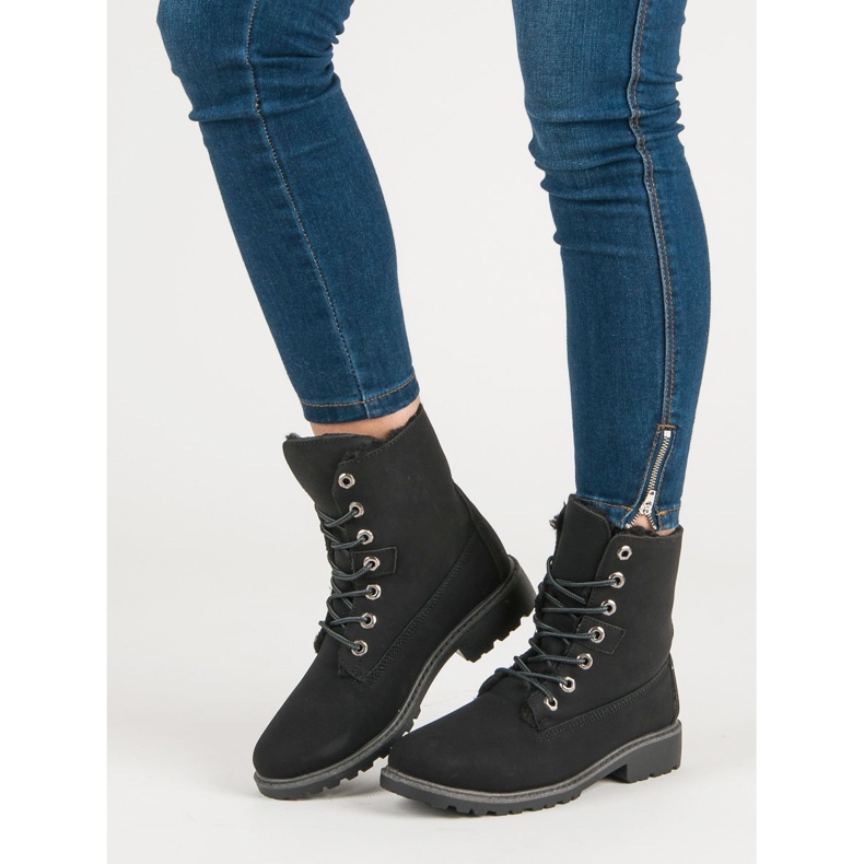 Casual Trappers musta 1