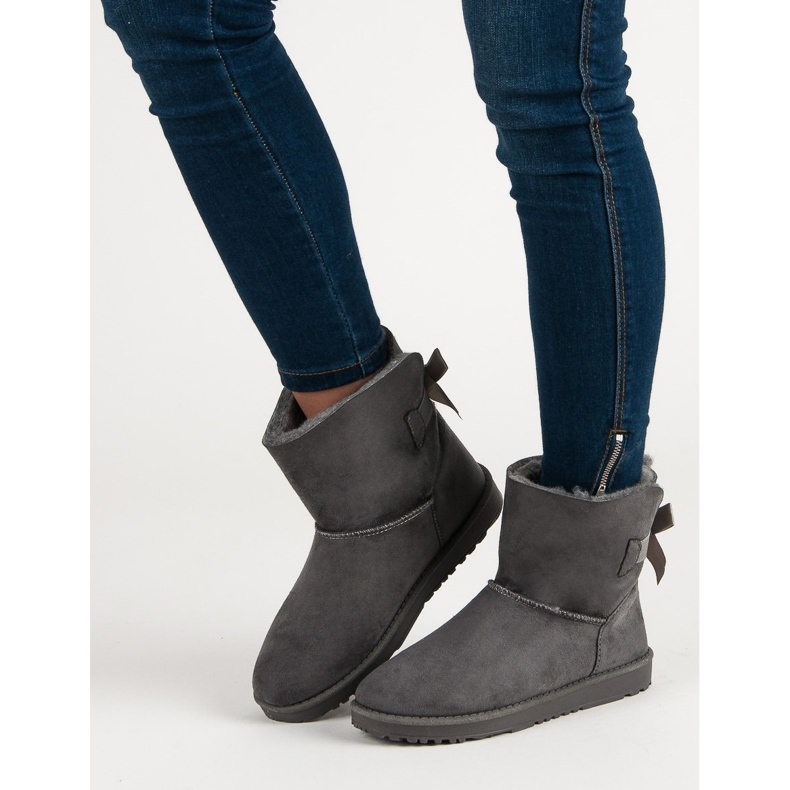 Queentina Harmaa Mukluki Jousella 1