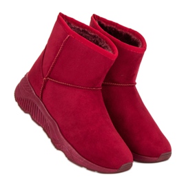 Lumisaappaat lavalla punainen 1