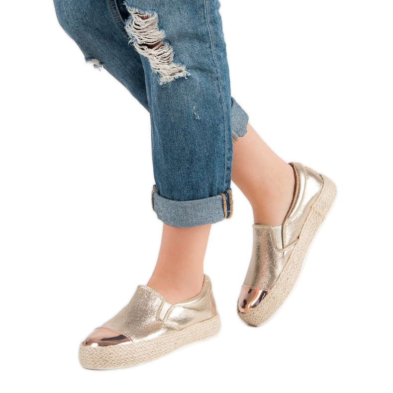 Muodikkaat kultaiset lenkkarit kultainen 2