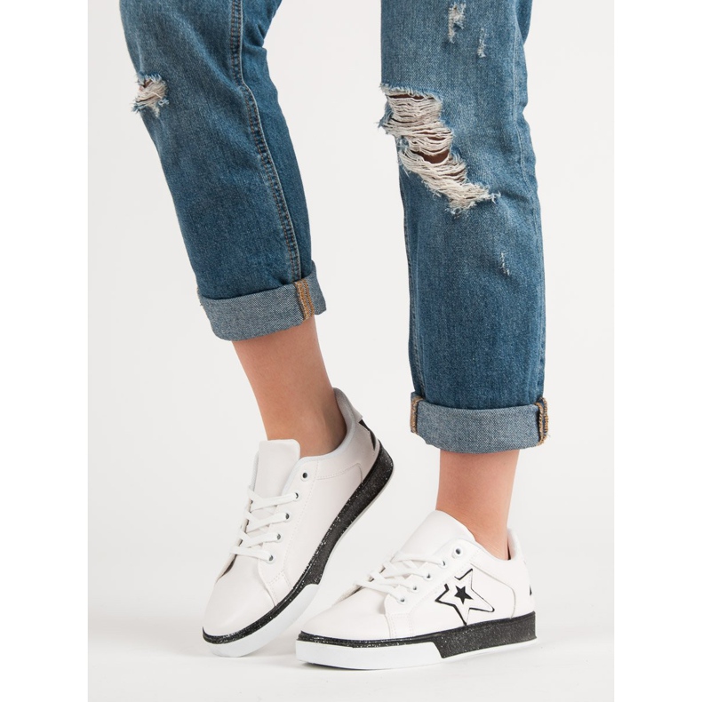 Naisten urheilukengät valkoinen musta 1