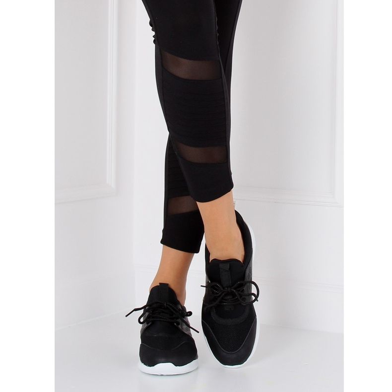 BY-069 Mustat erittäin kevyet mustat urheilukengät 2