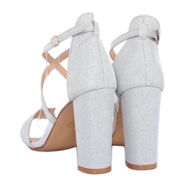 Hopeiset sandaalit postissa NC791 Silver harmaa 1