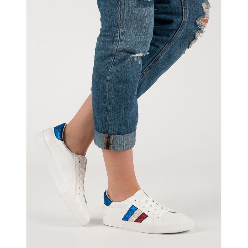 Comer Pitsiset valkoiset lenkkarit valkoinen 2