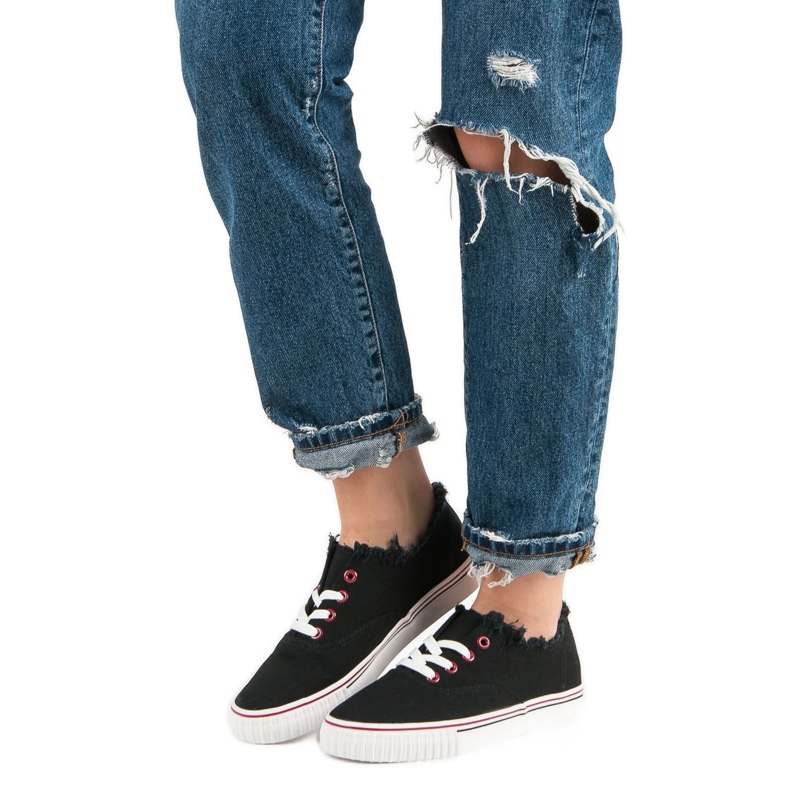 Mustat tekstiilikengät 1