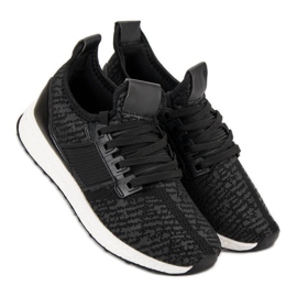 Liukastettavat urheilukengät musta 1