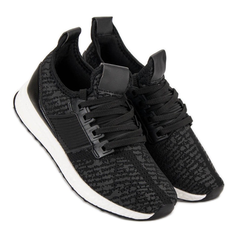 Liukastettavat urheilukengät musta 1