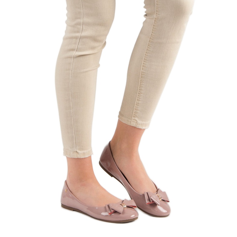 Lakatut ballerinat jousella VINCEZA vaaleanpunainen 2