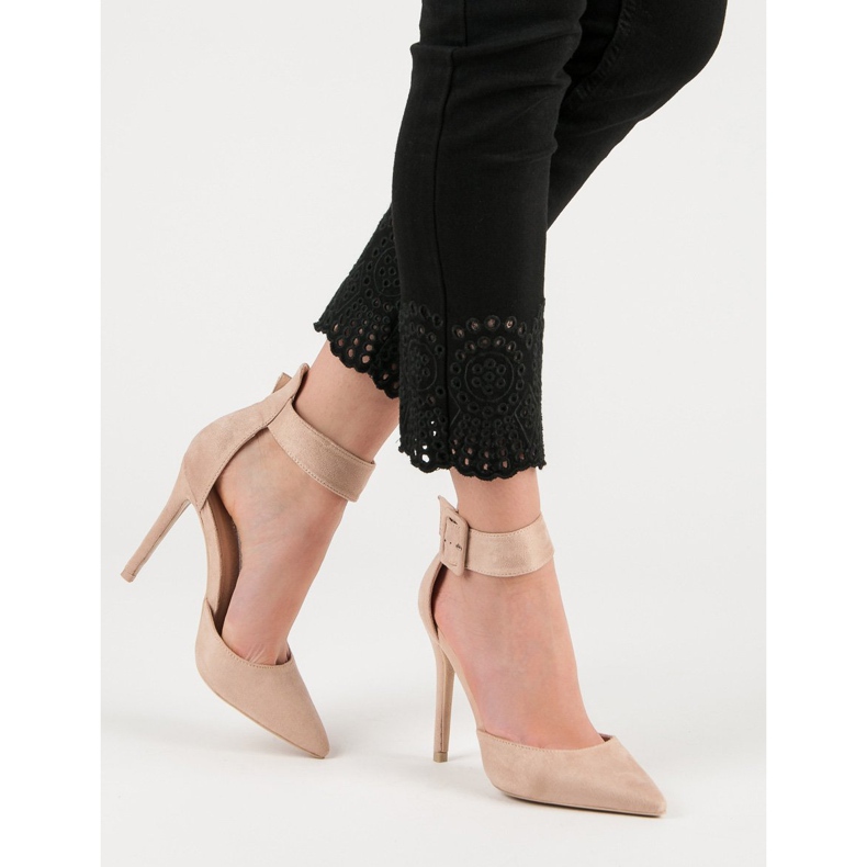 Beige mokkanahkakengät 2