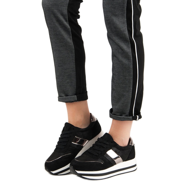 Bestelle Muodikkaat mustat lenkkarit 2