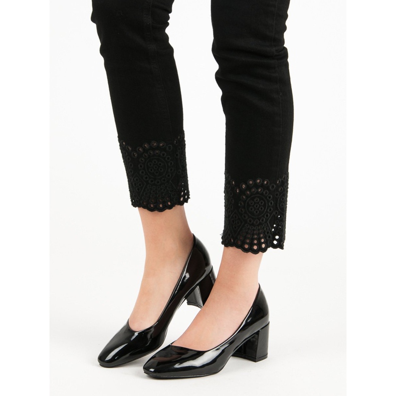 Diamantique Lakatut pumput pylväässä musta 2