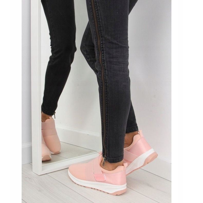 Vaaleanpunaiset naisten urheilukengät NB151P Vaaleanpunainen 1