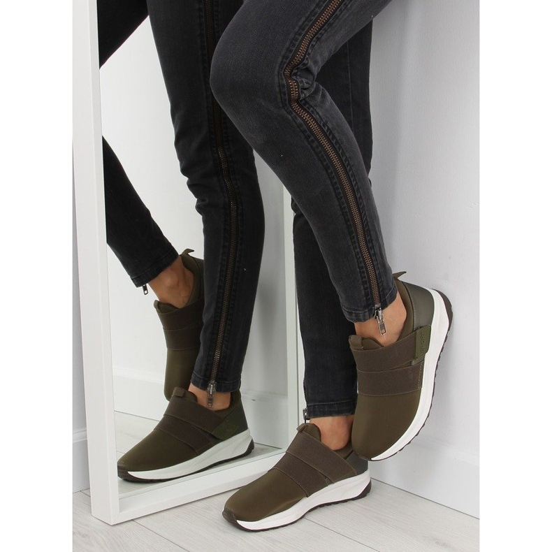 Vihreät naisten urheilukengät NB151P Army Green 2