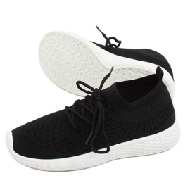 Musta X-9755 Mustat urheilukengät 1