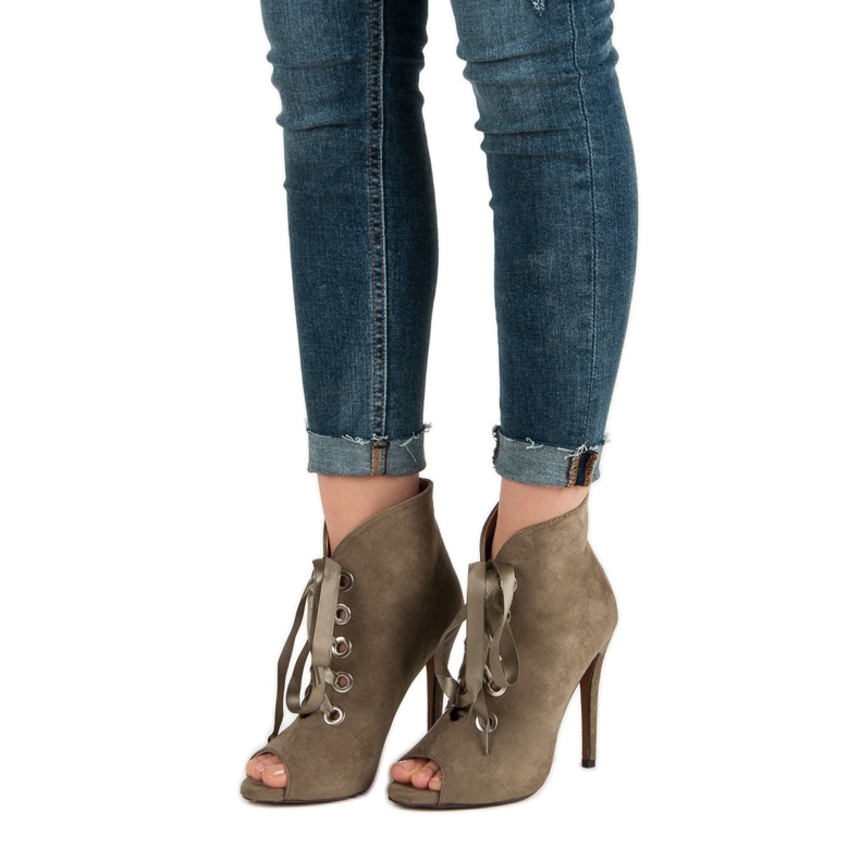 Bestelle Sidotut avokärkiset saappaat vihreä 1