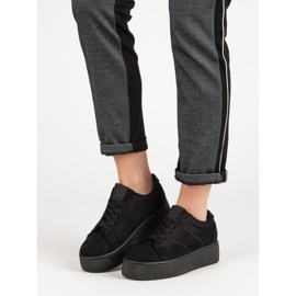 Mokkanahkaiset urheilukengät musta 1