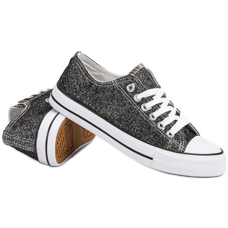 Mustat lenkkarit Borkatilla 1