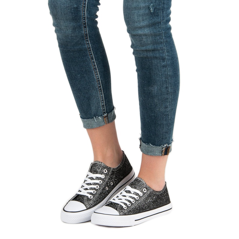 Mustat lenkkarit Borkatilla 2