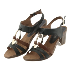 Caprice naisten sandaalit kultaiset soikeat ruskea keltainen laivastonsininen 3