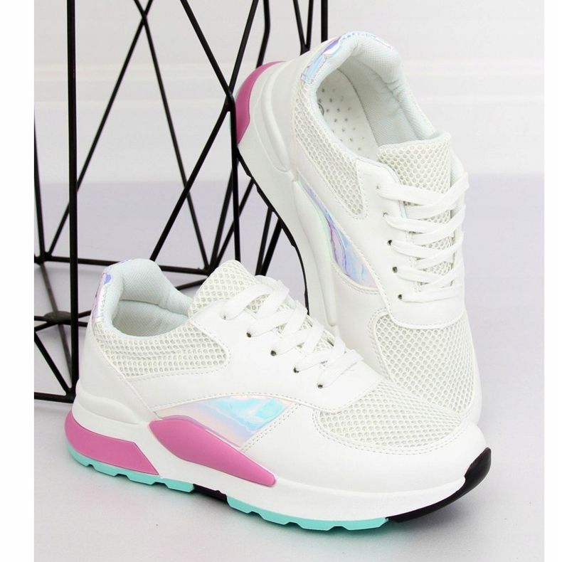 Valkoiset LV73P Valkoiset urheilukengät valkoinen 1