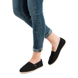 Klassiset mustat sliponit 2