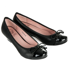 Kylie Kiilapumput musta 1