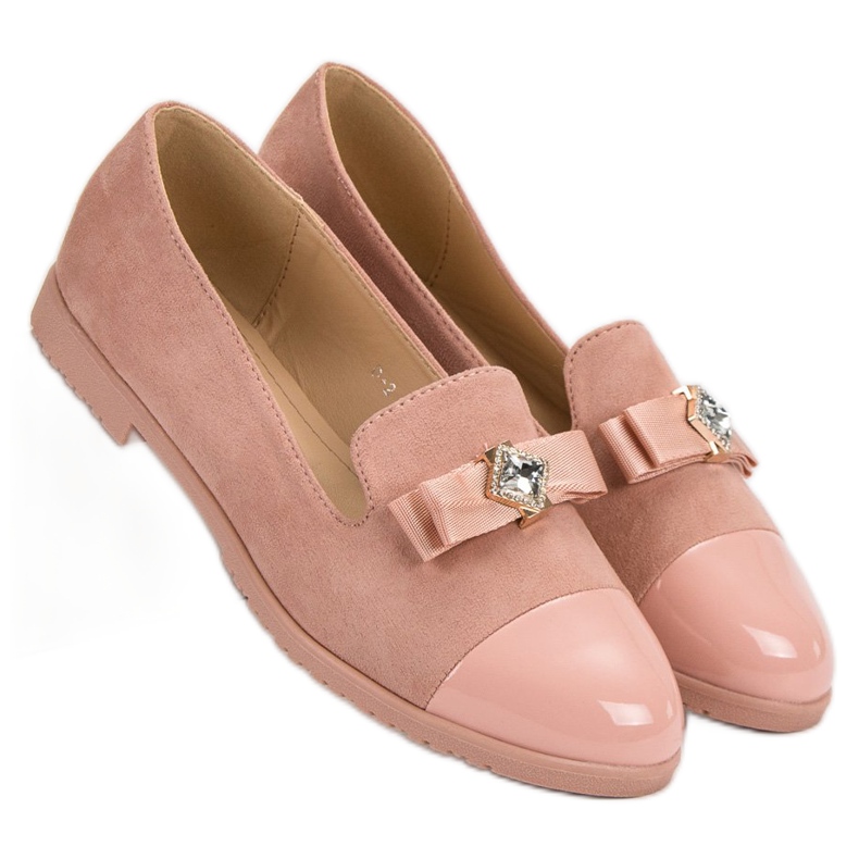 Herrat, joilla on lakattu nenä vaaleanpunainen 2