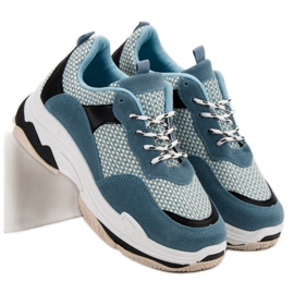 Kylie Tennarit alustalla oranssi 2