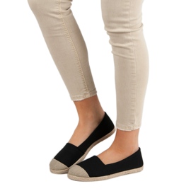 Muodikkaat mustat espadrillit 2