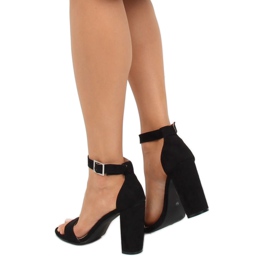 Mustat sandaalit postissa.369-18 Musta 1