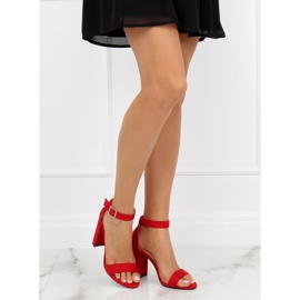 Sandaalit punaisella 369-18 Punainen 2
