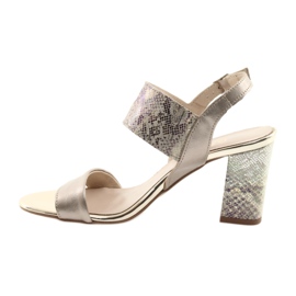 Sandaalit Gamis 3390 kultapostissa / bensiinimatelija kultainen 2