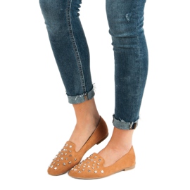 Kamelinherrat koristeilla ruskea 1