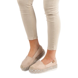 Forever Folie Beige espadrillit alustalla 1